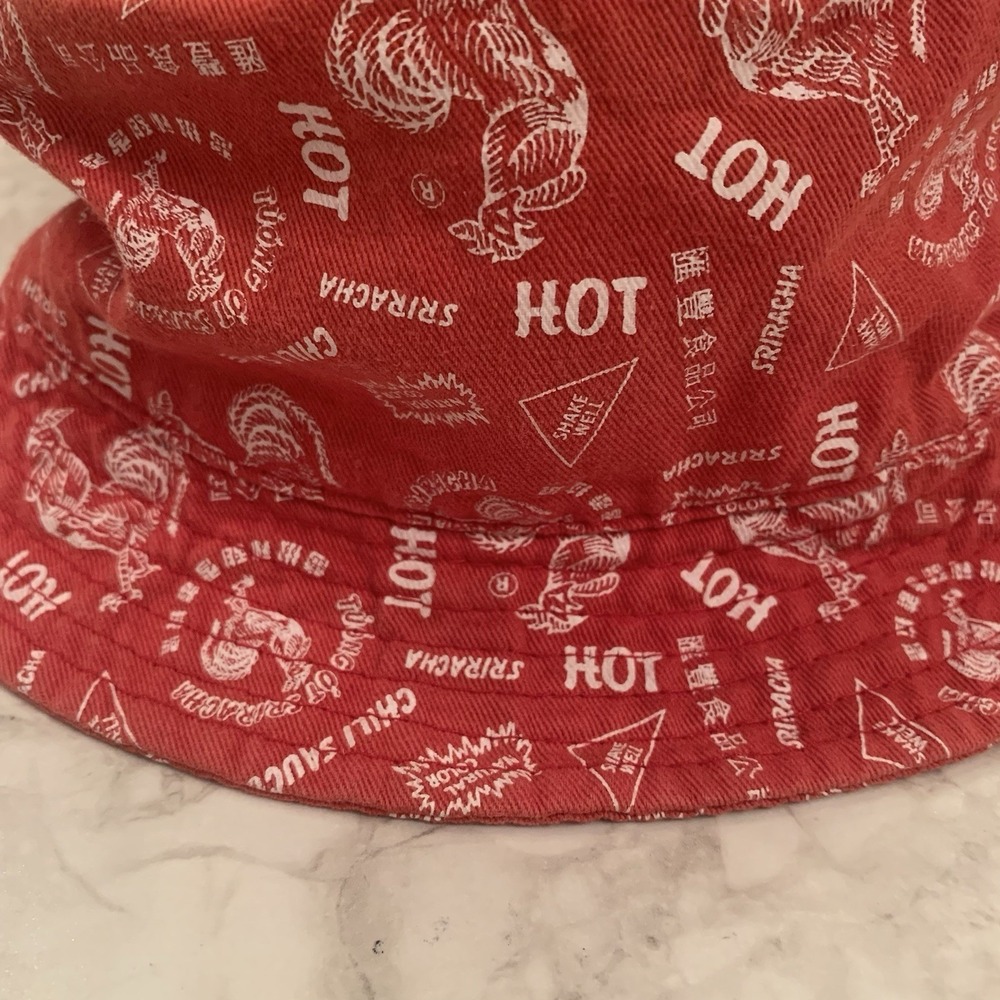 Sriracha Bucket Hat One Size Certified Awesome Chili Hot Sauce Red White - Picture 8 of 10